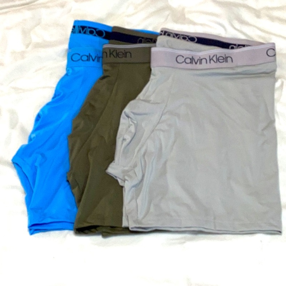 Calvin Klein Men’s Micro Stretch Boxer Brief Set of 3 New NB2570 05/22